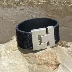Armband Italiaans volnerf leder t-sluiting 30 mm black