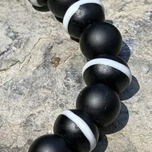 Kralen armband Nepal Medicine Buddha Black Agaat 11x8mm