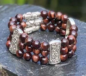 Kralen armband Tijgeroog donkerbruin 8mm met Tibitaans Zilver