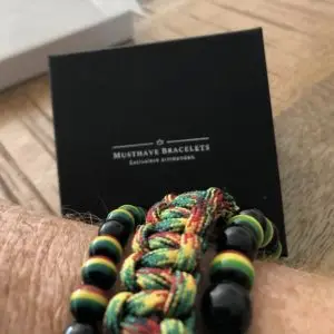 Parabeads rasta armbandset 8 en 10mm