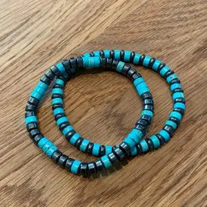 Kralen armband met hippe platte natuurstenen gecombineerd met Hematiet