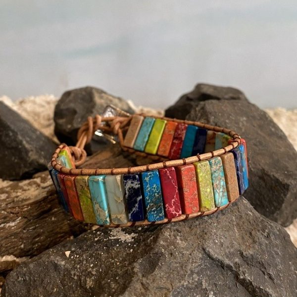 Ibiza armbandset leder en met hoogwaardige natuurstenen in 7 Chakra kleuren