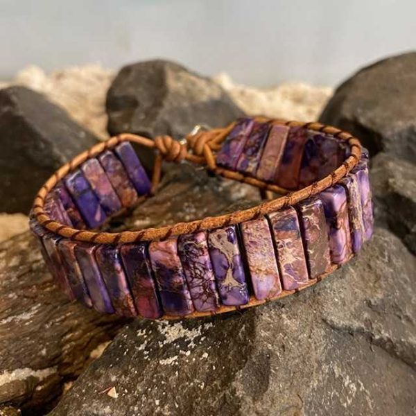 Ibiza armband set leder met hoogwaardige natuurstenen in de 7 Chakra kleuren Paars
