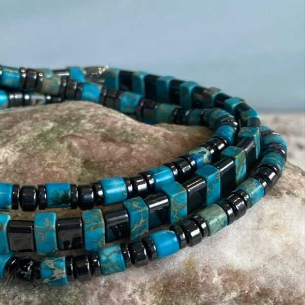 Kralen armbandenset Finesse van Heishi kralen Turquoise 6mm en Hematiet