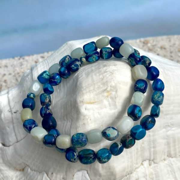 Armband The beads of Hapiness set a 2 licht en donker blauw gemêleerd