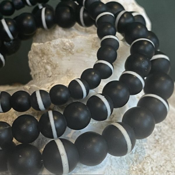 Kralen armband Black Onyx mat met witte streep 6/8 of 10mm