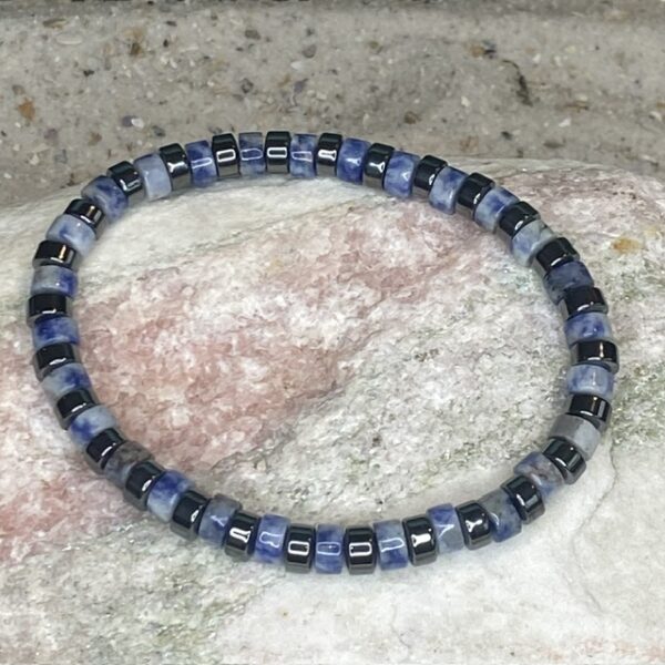 Armbanden platte Heishi kralen 6mm licht Delfs blauw