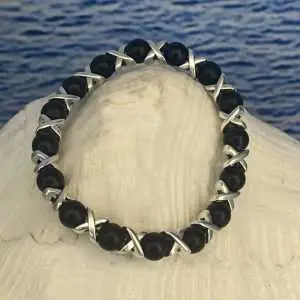 Armband Cross Original 8mm Black Onyx mat uitgevoerd met edelstaal