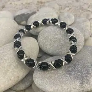 Armband JaXX/Cross 8mm Black Onyx uitgevoerd met edelstaal