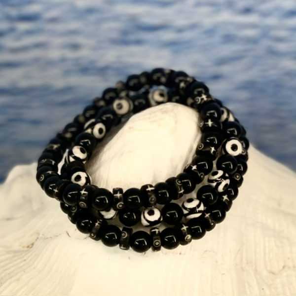 Armband 3 delig zwart wit Tibetaanse kralen van Agaat en Black Onyx