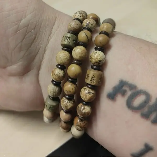 Armbandset 3-delig Samlo Tibetaans met Dalmation stones bronze brown en Sanddlehout 8 mm - Afbeelding 2